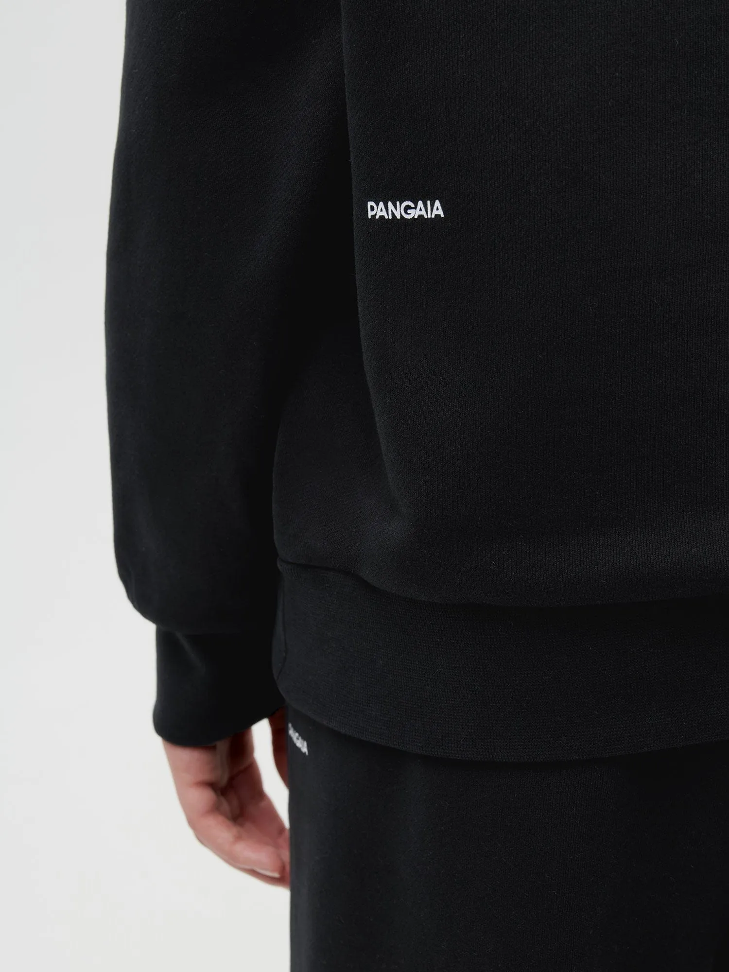 365 Midweight Hoodie—black