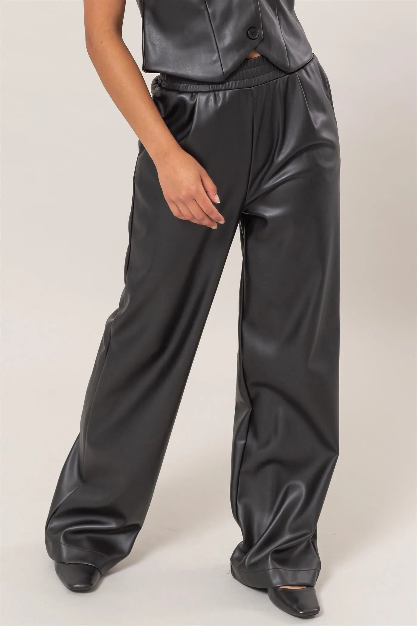 DZ24F552-Leather High Waist Pants