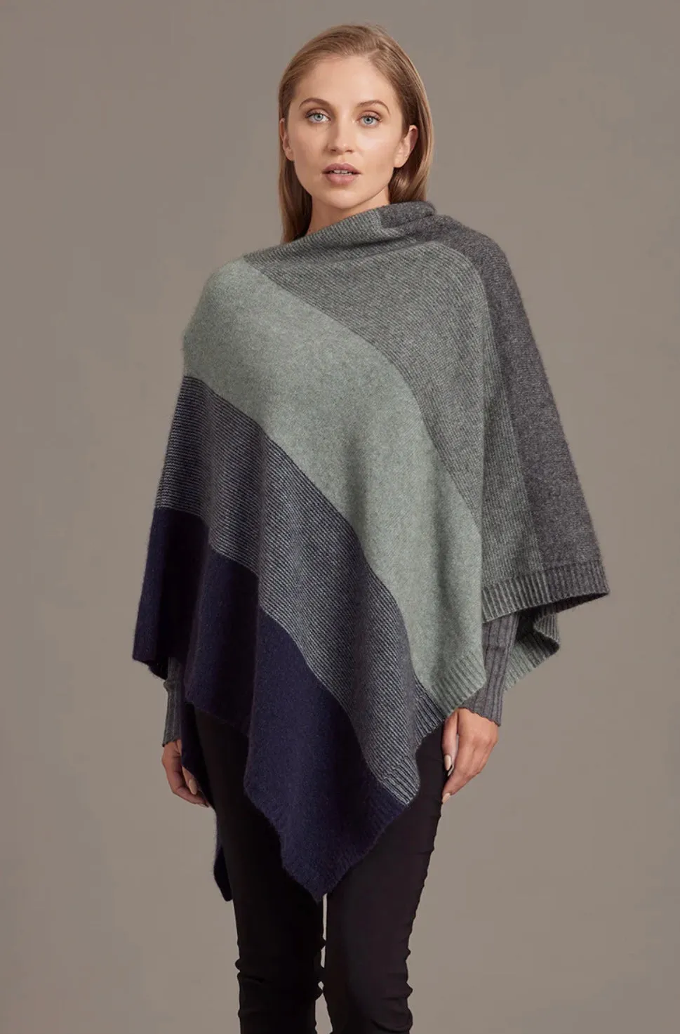 Ombre Poncho