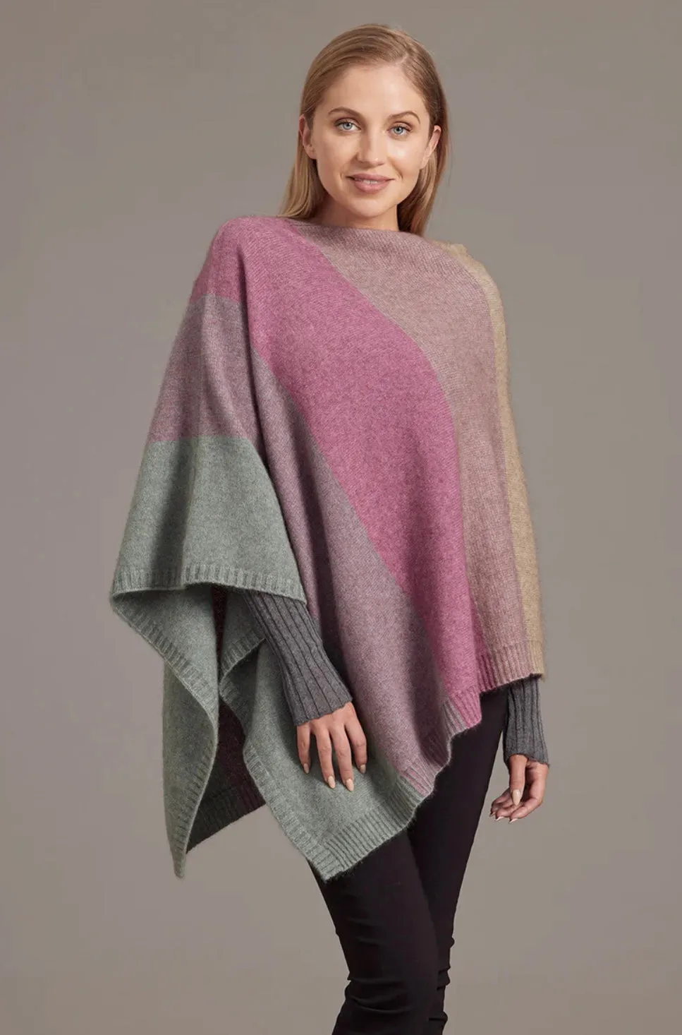 Ombre Poncho