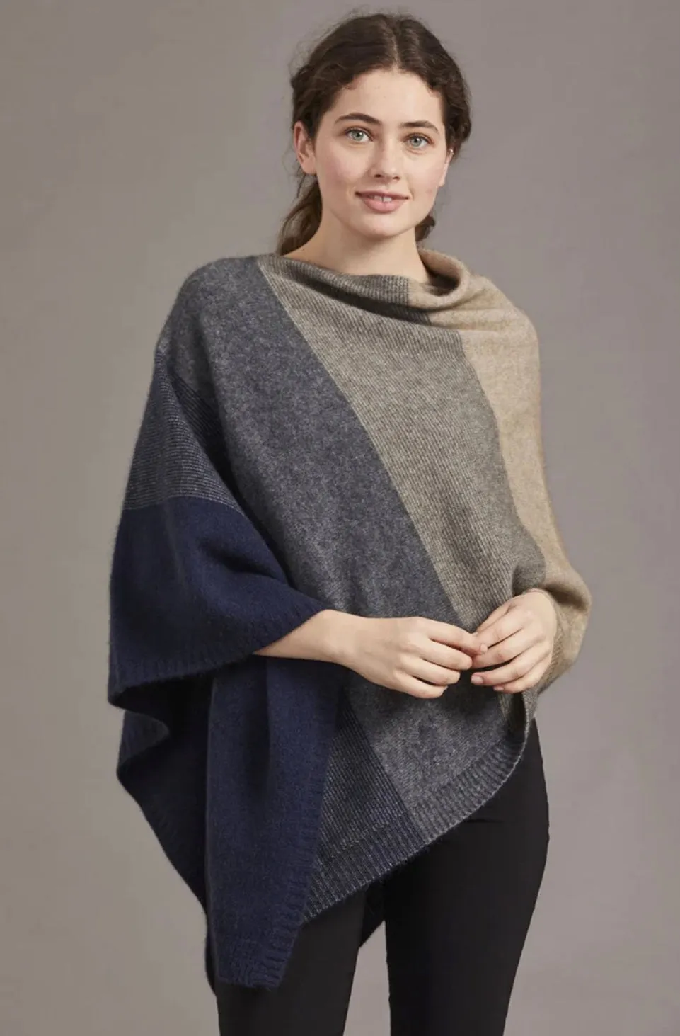 Ombre Poncho