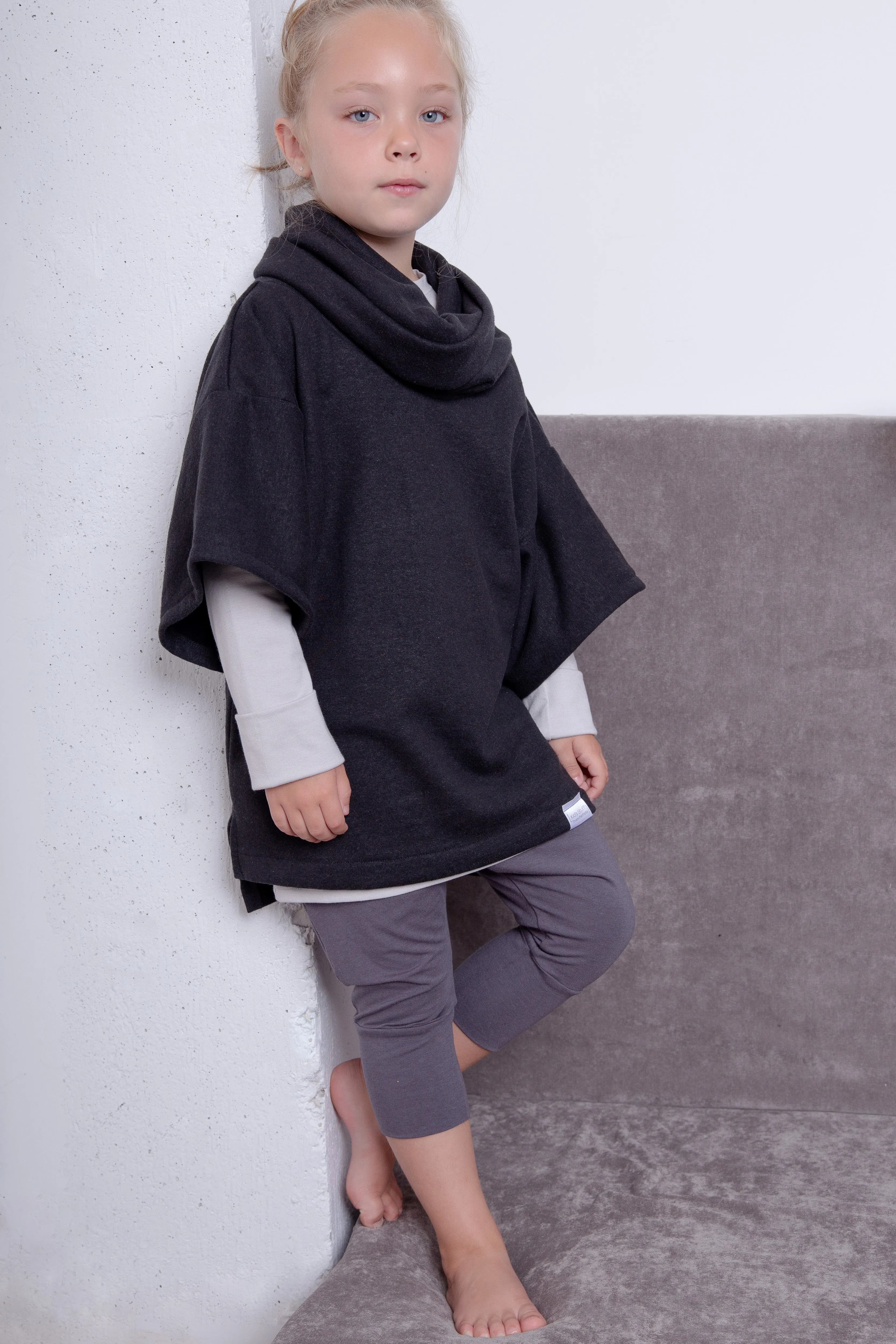 Poncho | Black