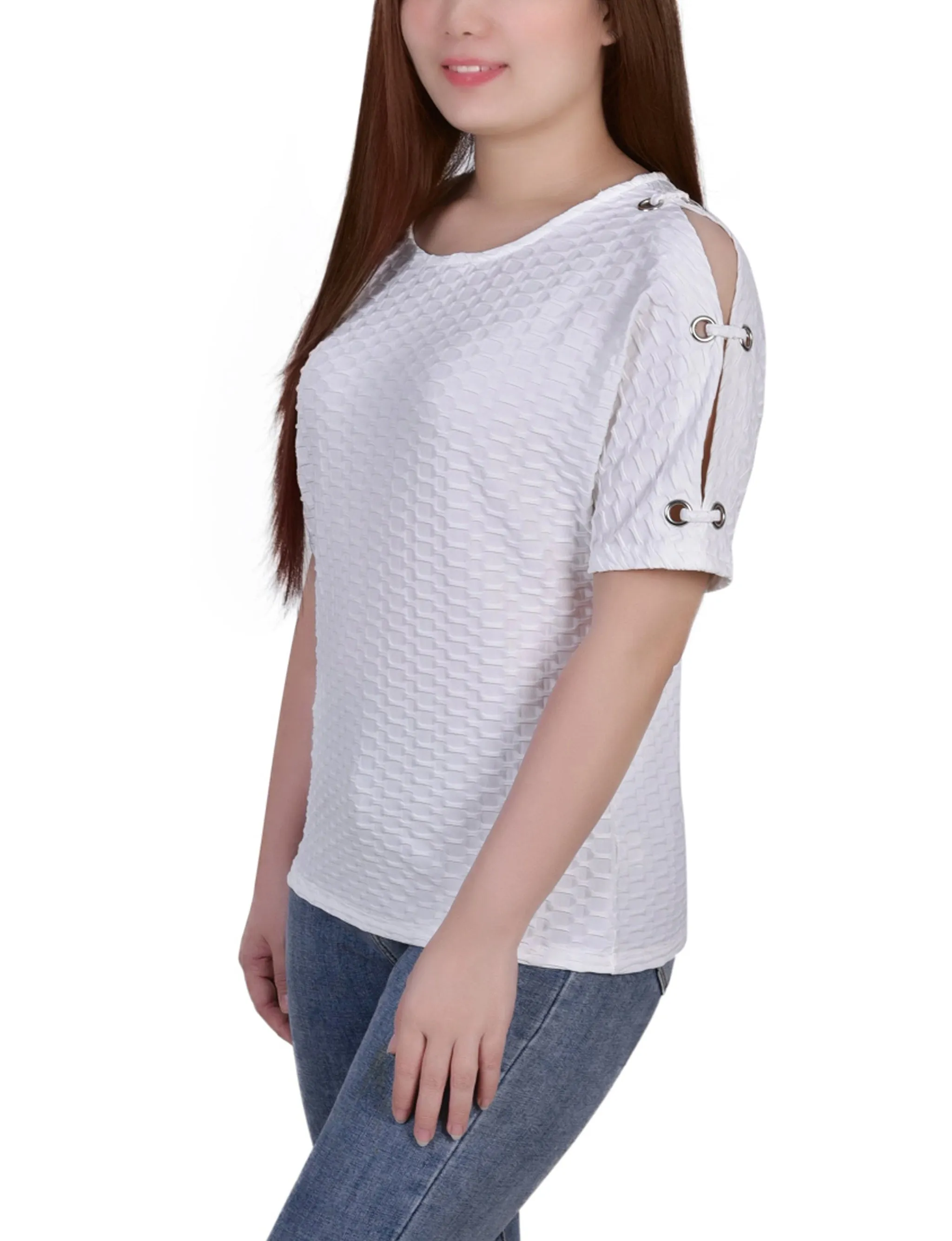 Short Sleeve Honeycomb Textured Grommet Top