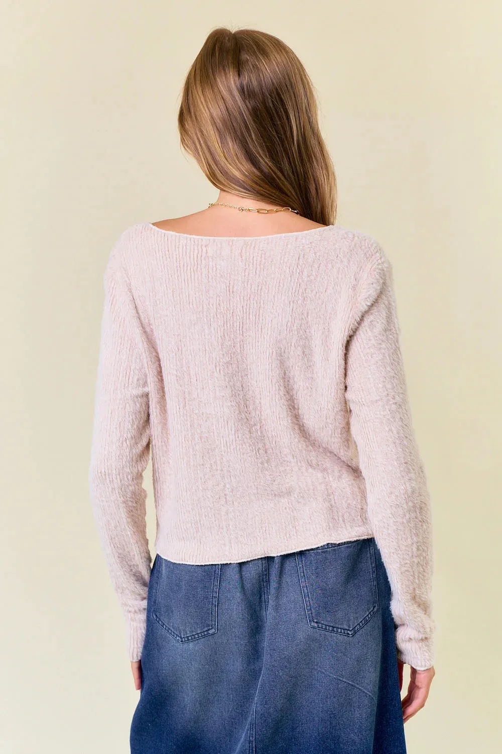 SOFT FUZZY KNIT V-NECK LONG SLEEVE CROPPED TOP